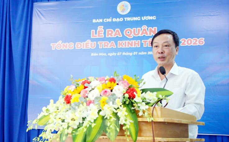 Trưởng Thống kê tỉnh Đồng Nai, Phó Trưởng ban Chỉ đạo Tổng điều tra kinh tế tỉnh Đồng Nai Cao Đăng Viễn phát biểu tại lễ ra quân